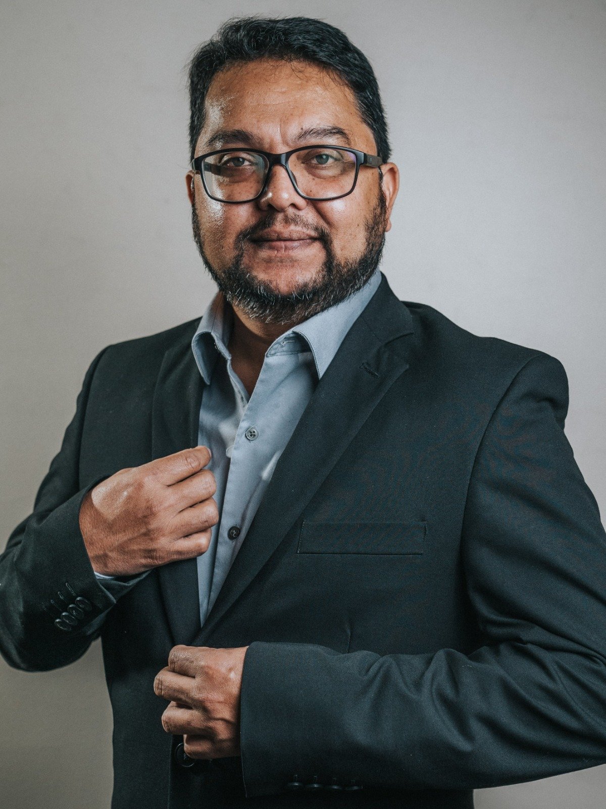 Minhaj Khan